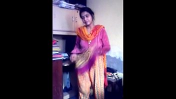 muslin sexxx gril bangladeshi Young boy mature woman indian