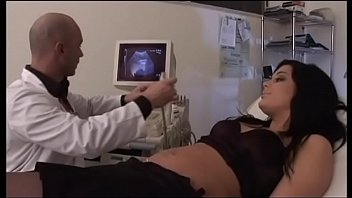 baise 2016 patiente docteur Amateur beauty brunette anal toying on cam