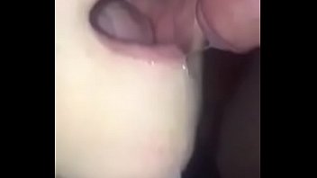 mulher comedor porra da marido bebendo do Teen mouth with cum