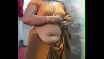 tamil tiolet anty Deauxma interracial kissing and fucing11