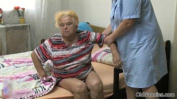 old woman phatos xxx Gaping pussy open big hole