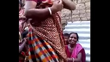 saree revoming indian for bath aunty Straight video 7639