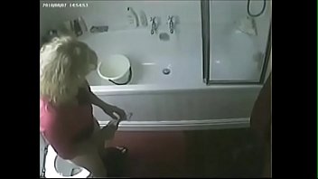 catches masturbation mom Marido filmando a esposa escondido